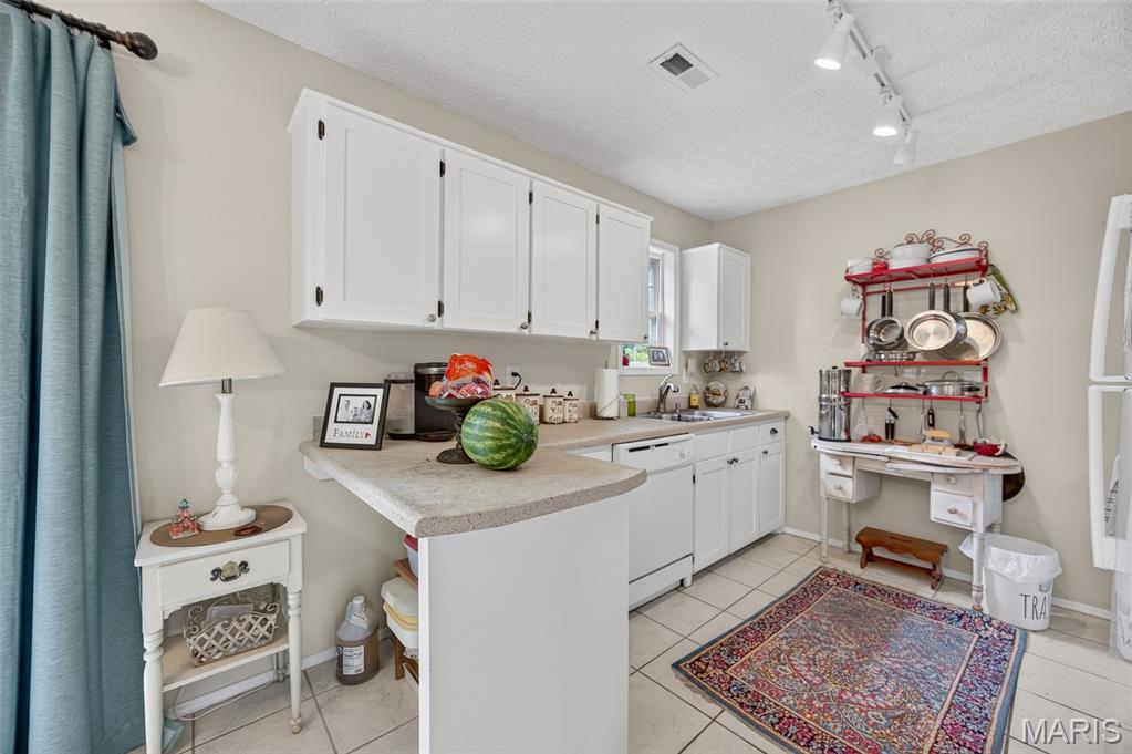 Country Oaks Sub - Residential