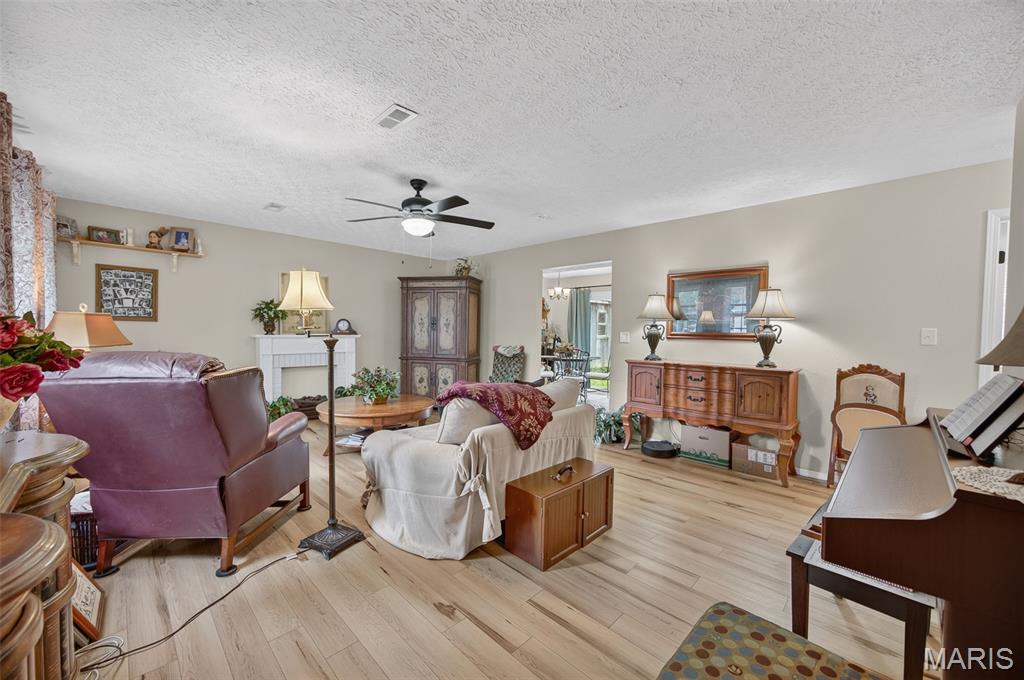 Country Oaks Sub - Residential