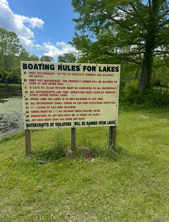 Lake St. Clair - Land
