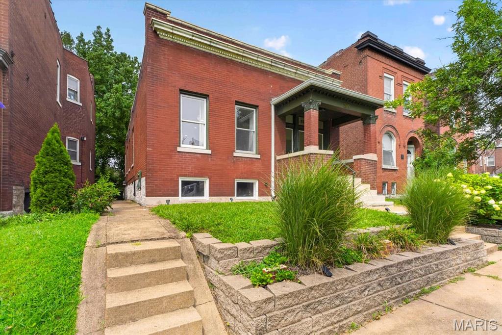 Hunts Add - Residential