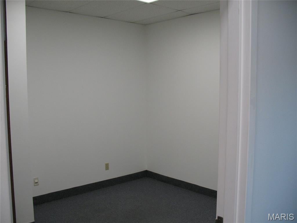 R & M 02 - Commercial Lease