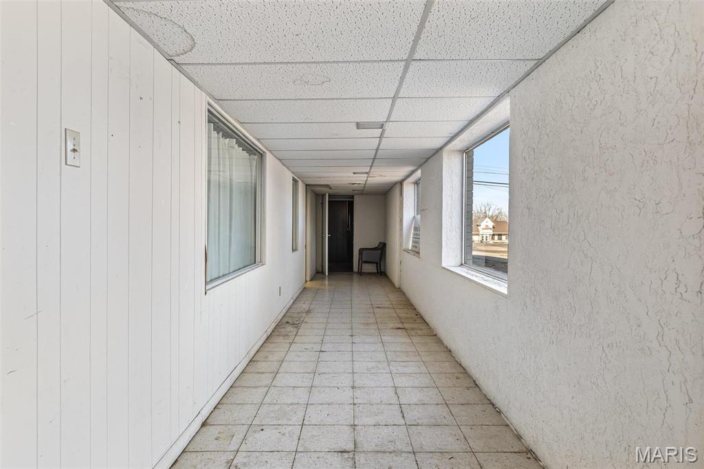 n/a - Commercial Sale