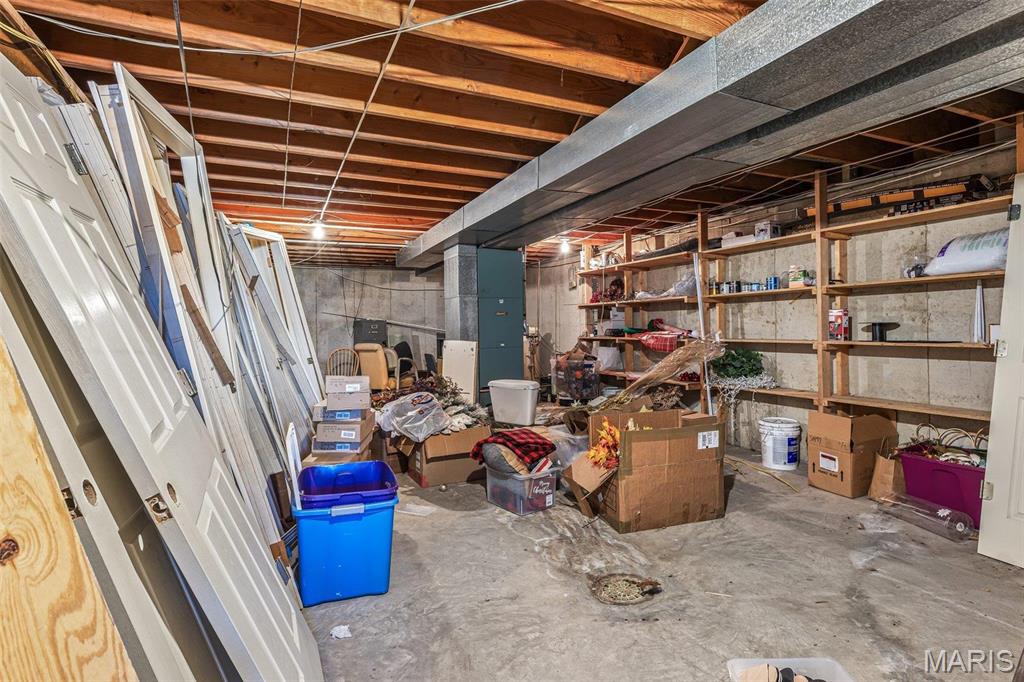 n/a - Commercial Sale