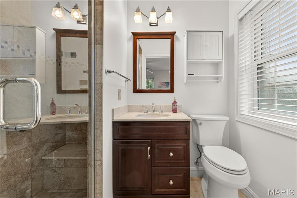 Ladue Woods - Residential