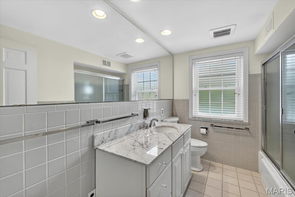 Ladue Woods - Residential