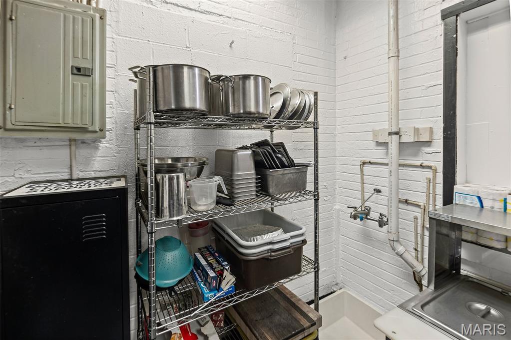 Buesse Place Anx - Commercial Sale