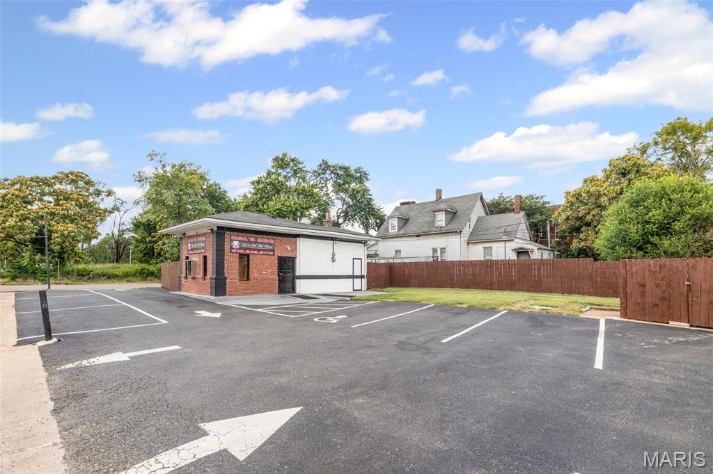 Buesse Place Anx - Commercial Sale
