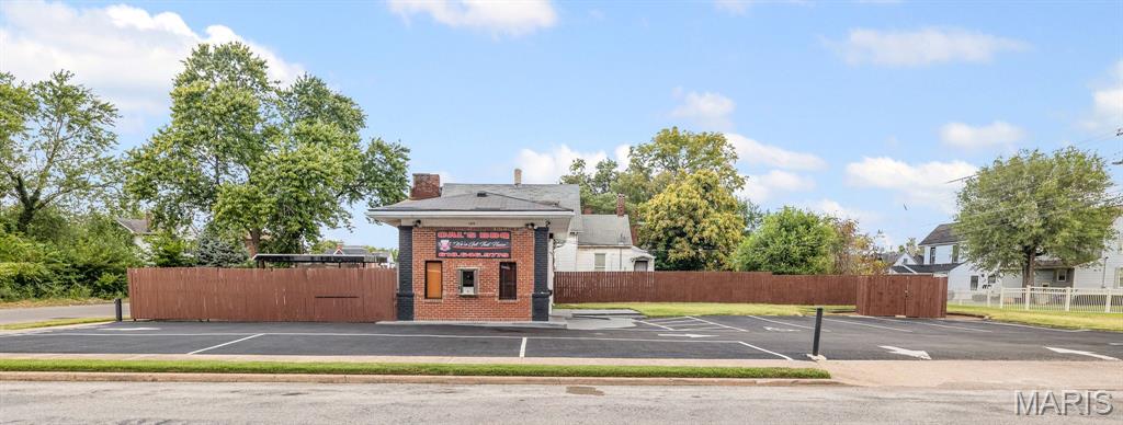 Buesse Place Anx - Commercial Sale