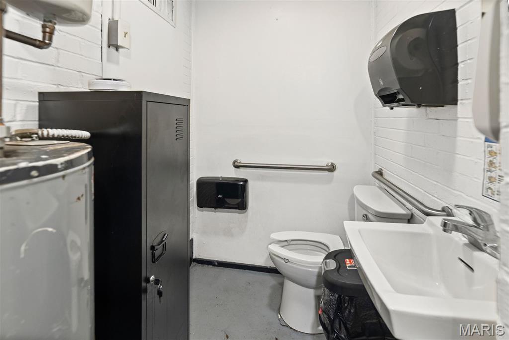 Buesse Place Anx - Commercial Sale