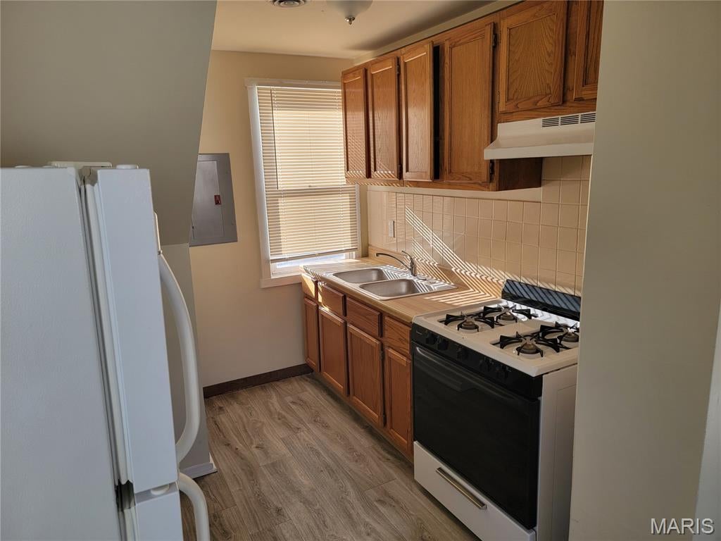 Wm B Ferguson Lts 26 27 29 & 30 Sub Of - Residential Lease