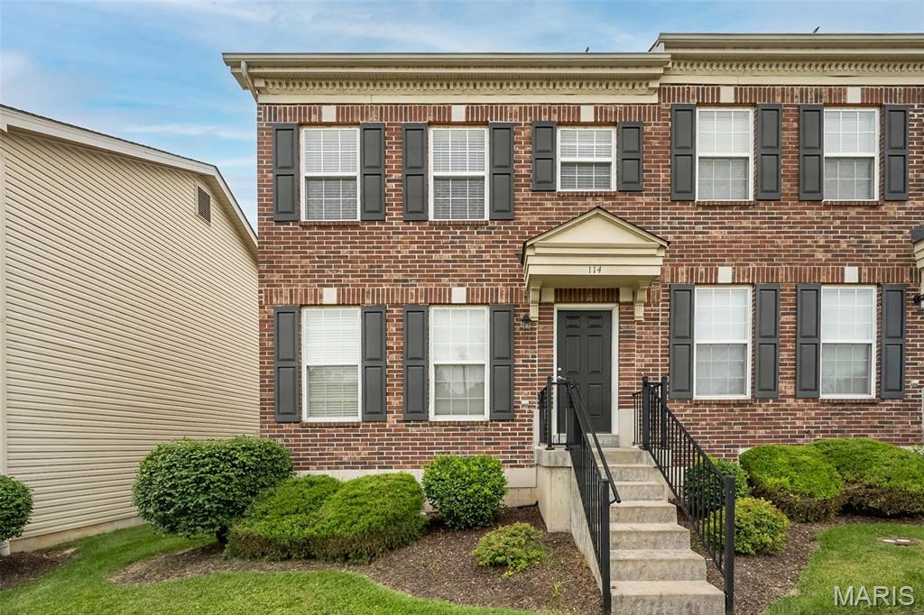 Welcome to your ideal rental home in St. Peters, MO! This property offers a comfortable living space in a vibrant community, perfect for those looking to enjoy both convenience and tranquility.

Key property features include a welcoming layout with ample natural light, providing a cozy atmosphere for you and your loved ones. With nearby attractions like great restaurants, department stores, and parks such as Rabbit Run Park and Tot Lot Park, you'll have everything you need within a short distance.

Don’t miss out on this wonderful opportunity! Contact us today to schedule a viewing and see for yourself why this property is the perfect choice for your next home.