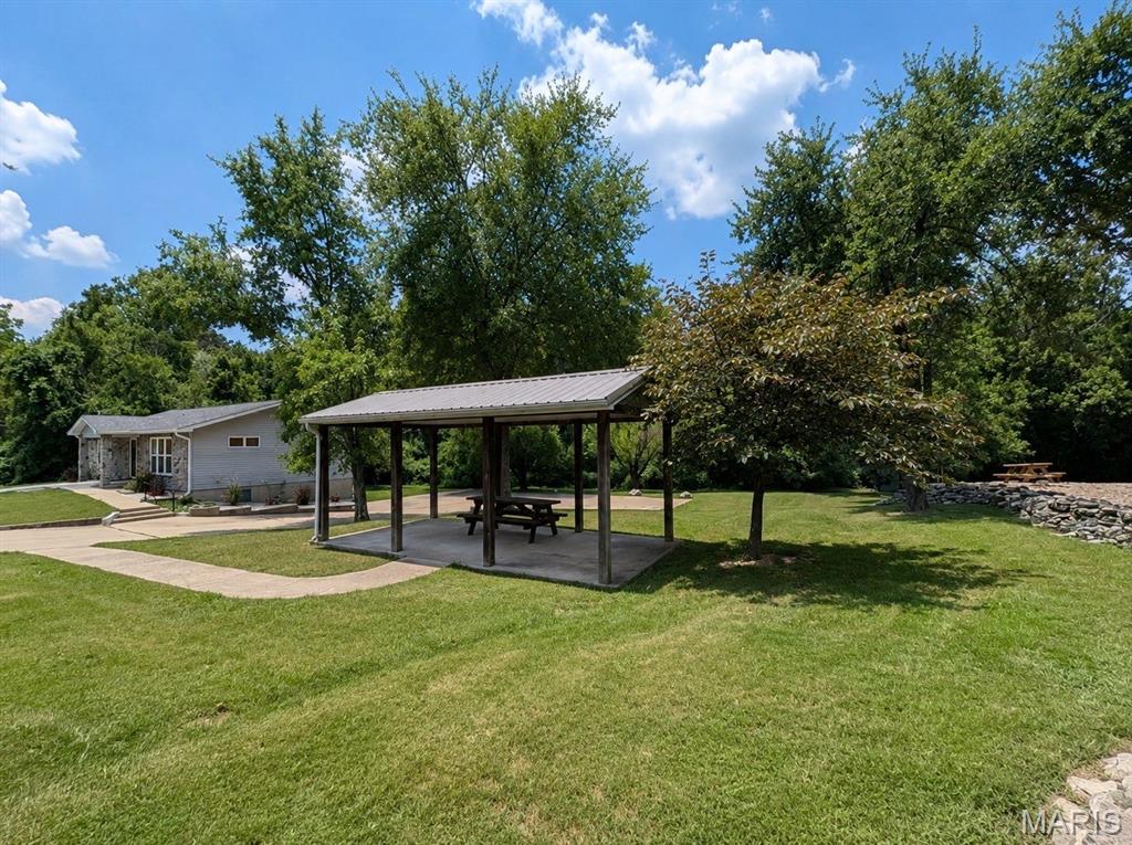 Jovette Terrace - Commercial Lease