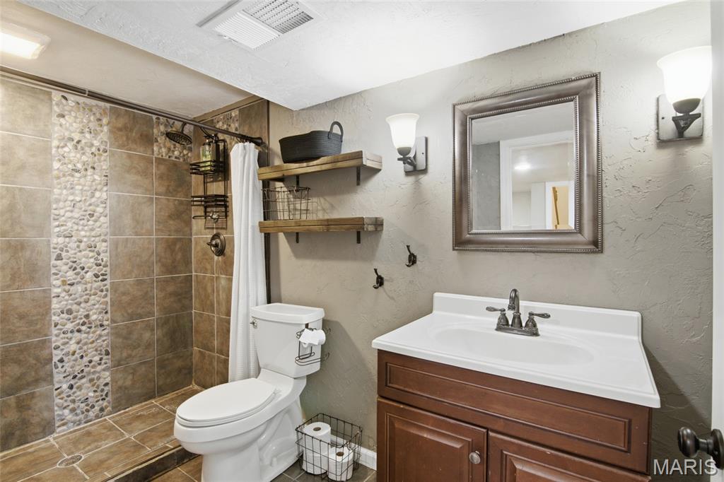 Woodlands At Far Oaks - Residential