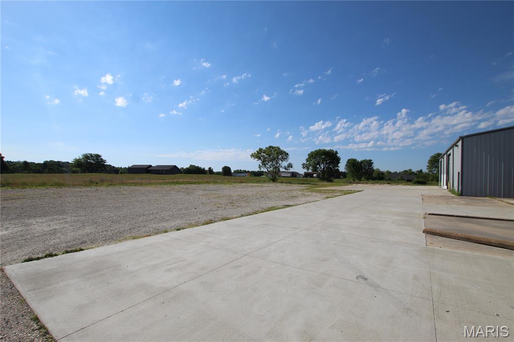 na - Commercial Lease