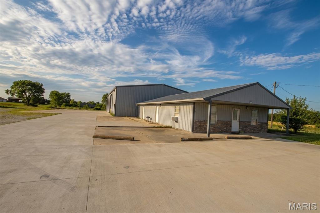 na - Commercial Lease