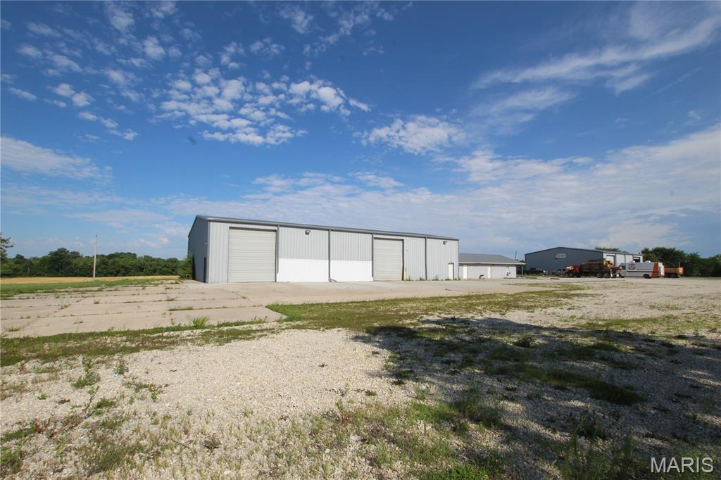 na - Commercial Lease