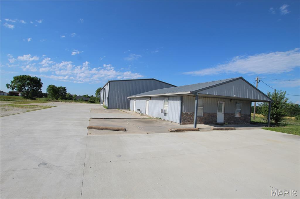 na - Commercial Lease