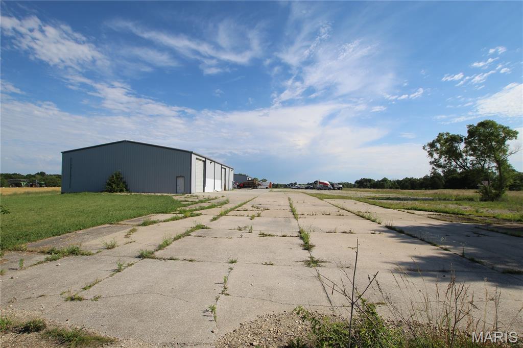 na - Commercial Lease