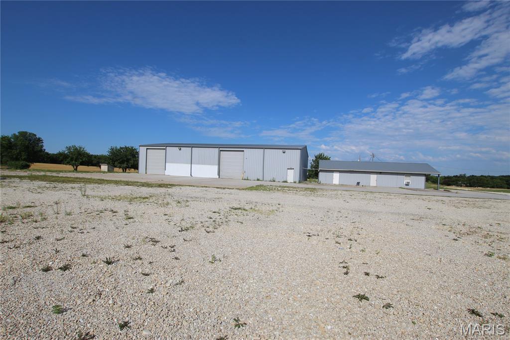 na - Commercial Lease