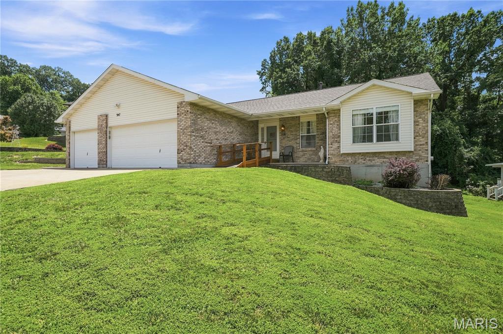 Hawk Point - Residential
