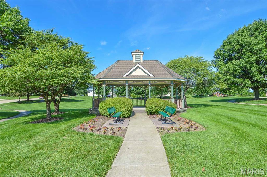 Knolls/Woodfield - Land