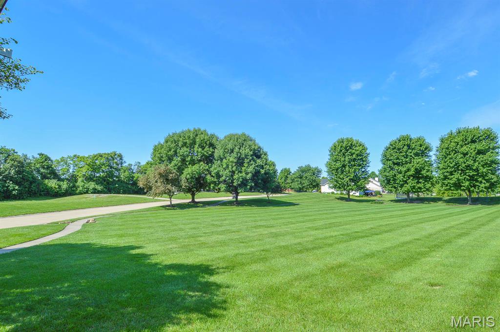 Knolls/Woodfield - Land