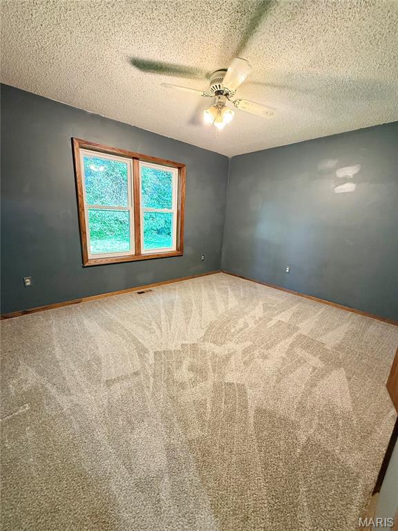 COTTONWOOD VILLAGE - Residential Lease