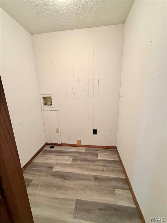 COTTONWOOD VILLAGE - Residential Lease