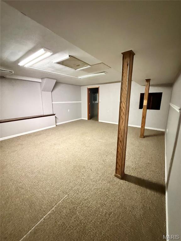COTTONWOOD VILLAGE - Residential Lease