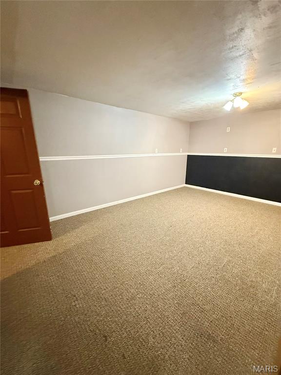 COTTONWOOD VILLAGE - Residential Lease