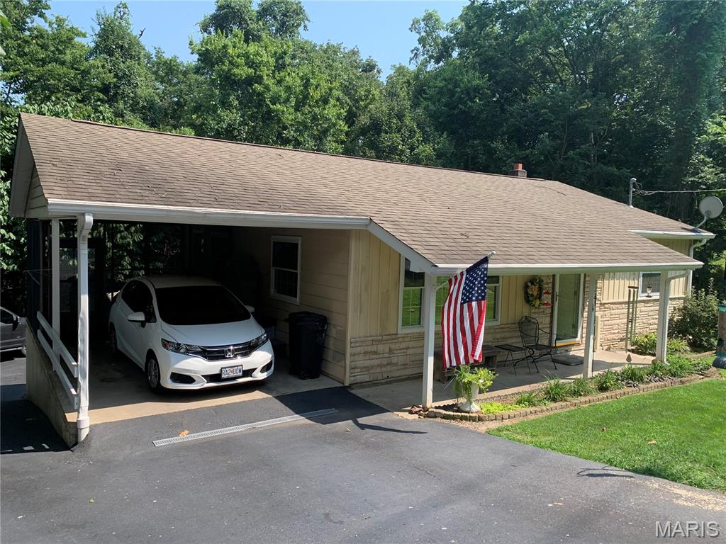Extremely well maintained home. Has basement set up for mother in law quarters. All on same meter, asphalt drive, makes for easy access 1 car carport attached. 2 car carport detached, 12X12 screened in porch, 5X20 Front porch.