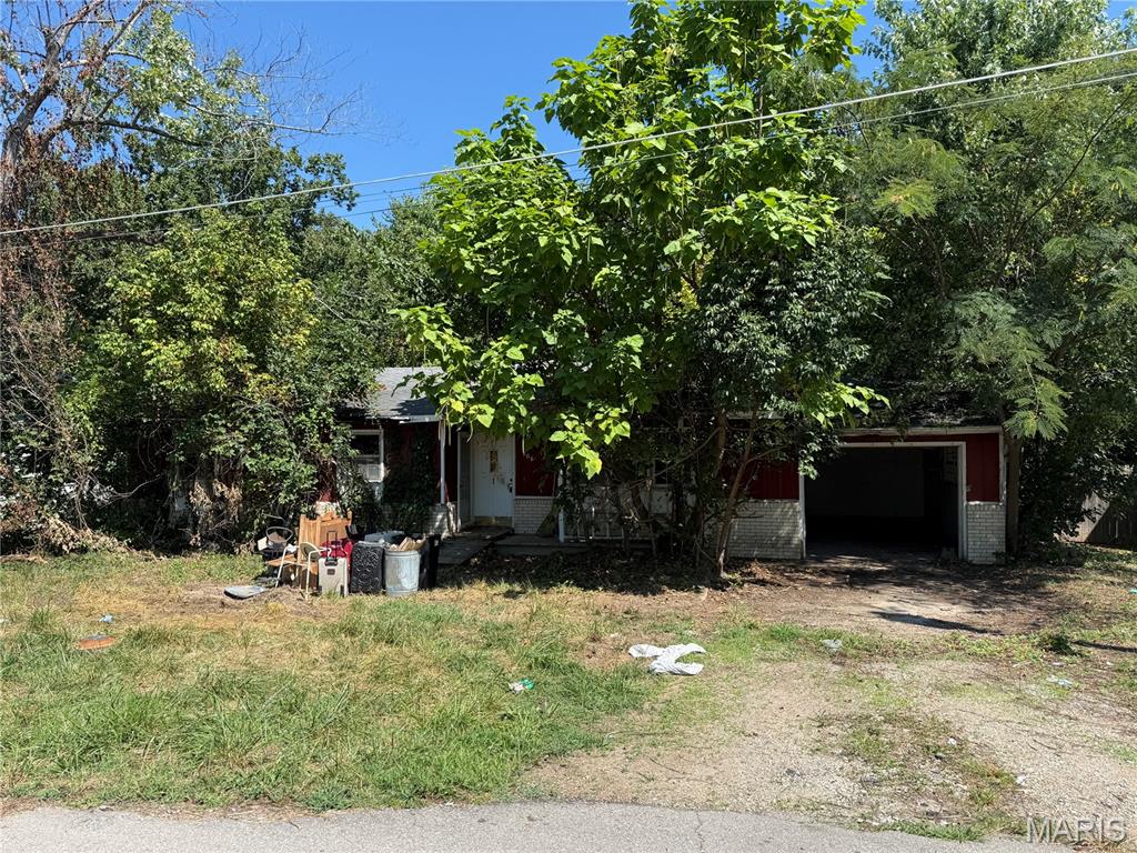 This three bedroom, one full bath home sets on a tree lined lot on a quiet street within the city limits of Richland MO with easy access to all area amenities. Call today for additional information or to schedule a showing.