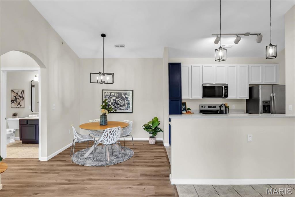 Bridgewater Cove A Condo 2nd - Residential