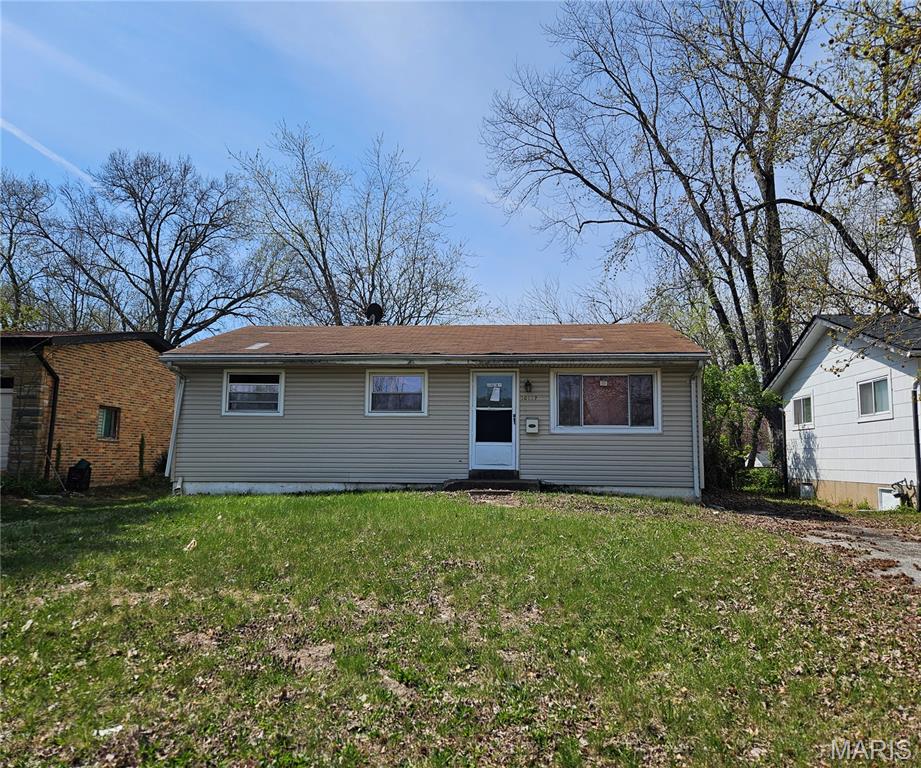 **Package Deal – 63136 Investment Opportunity**

Six single-family homes being sold as a package for **$399,000** in the 63136 zip code:
10423 Royal Dr, 10117 Royal Dr, 10429 Earl, 10149 Count Dr, 10308 Lord Dr, and 10021 Baron.

All properties are **vacant** and offer strong value-add potential for investors.

**Sold as-is. Package sale only.**