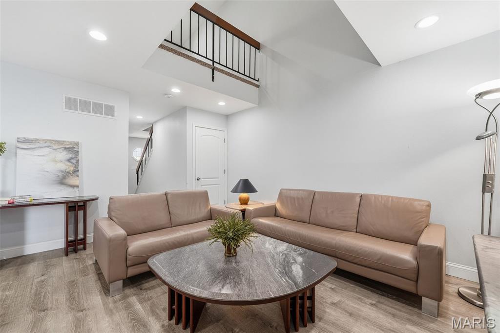 Hickory Sound Condo I Ph I - Residential