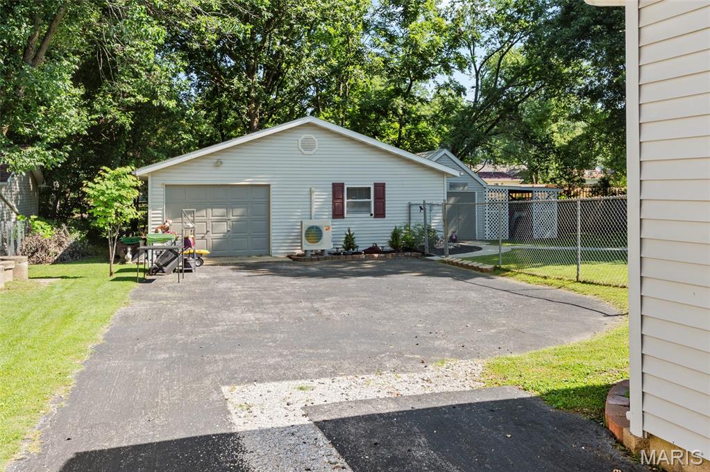 Maxes Sub - Residential