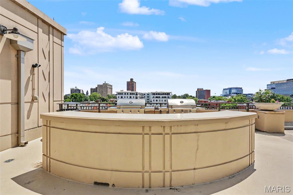 Park East Tower - Residential