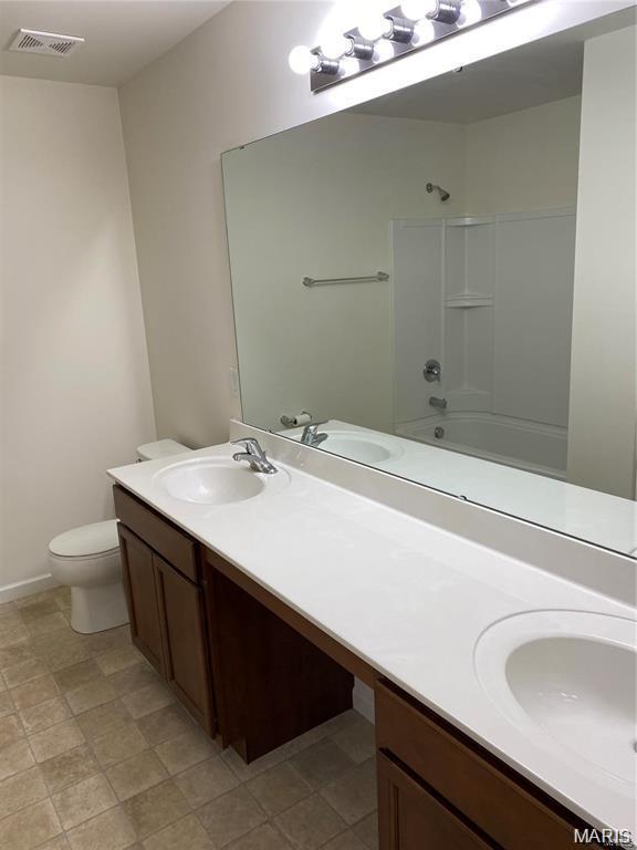 pearl vista - Residential Lease
