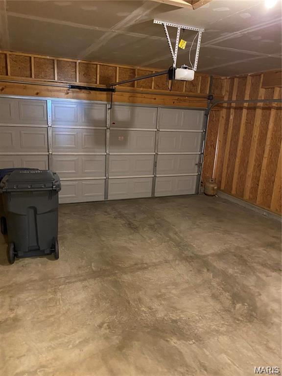 pearl vista - Residential Lease