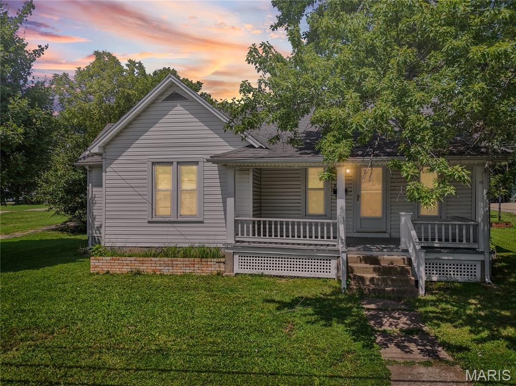 Welcome to your next home in Park Hills! Situated on a large, level lot, this property offers plenty of outdoor space along with a detached garage. The house is ready for it's next chapter so come take a look and see the possibilities!