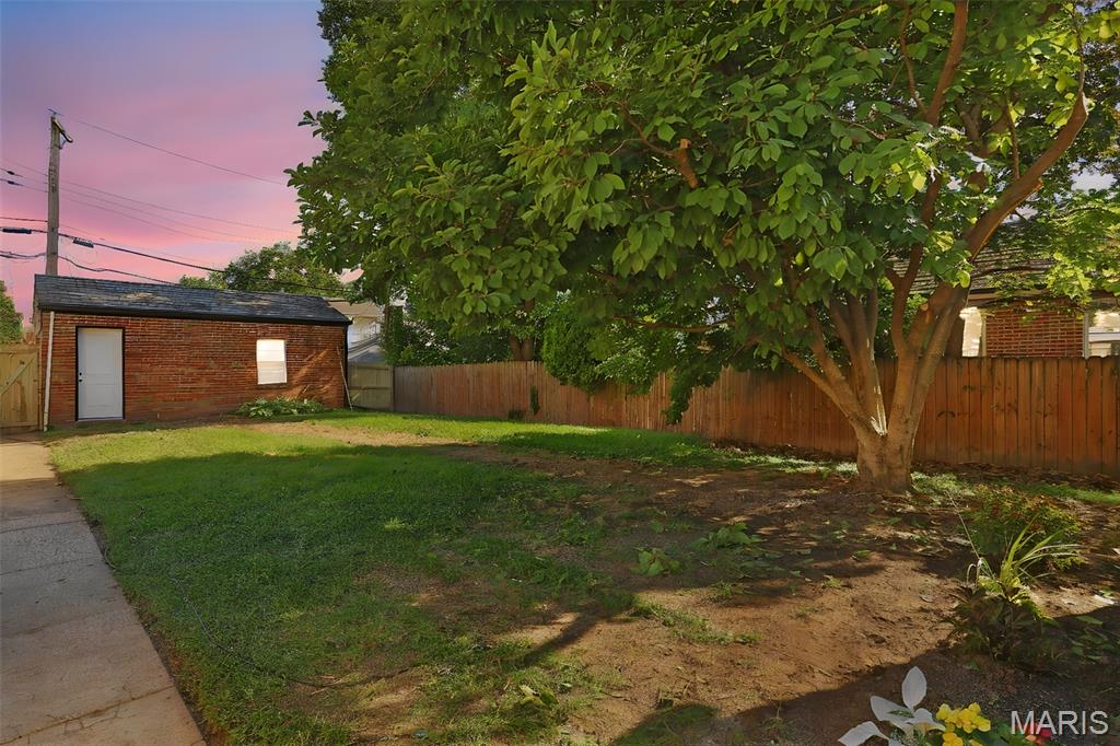 St Louis Hills - Residential