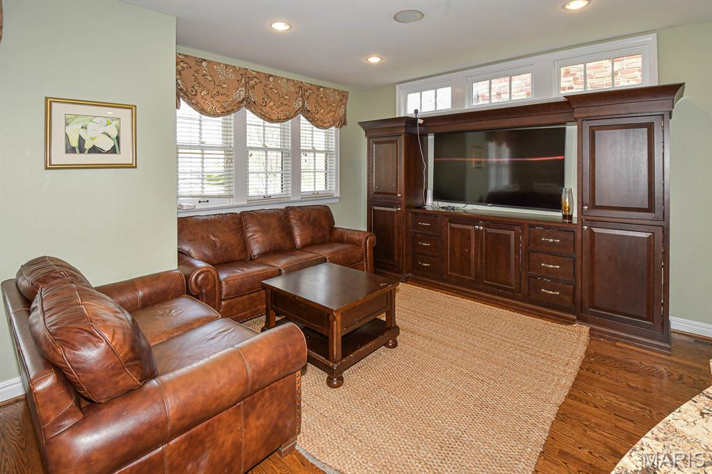 Davis Place - Residential Lease