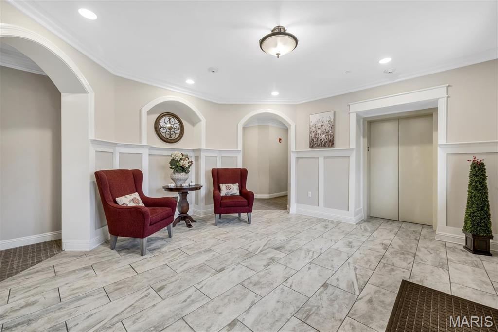 Laumeier Place Condo - Residential