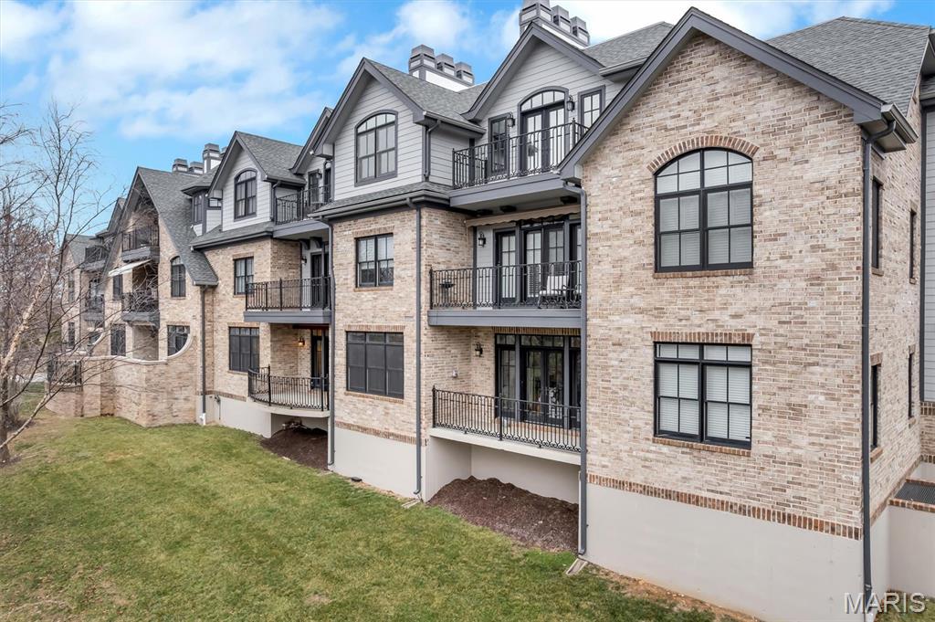 Laumeier Place Condo - Residential
