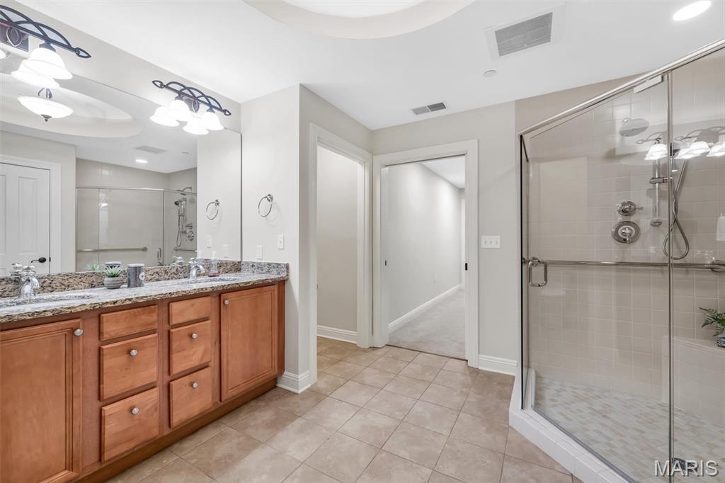 Laumeier Place Condo - Residential