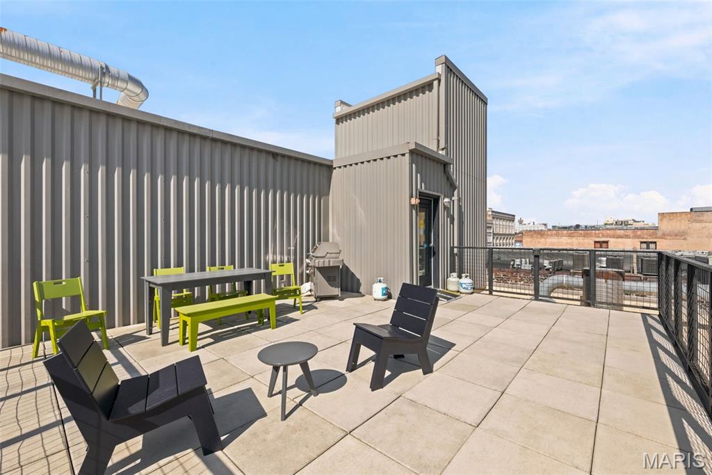 Dorsa Lofts Condo - Residential