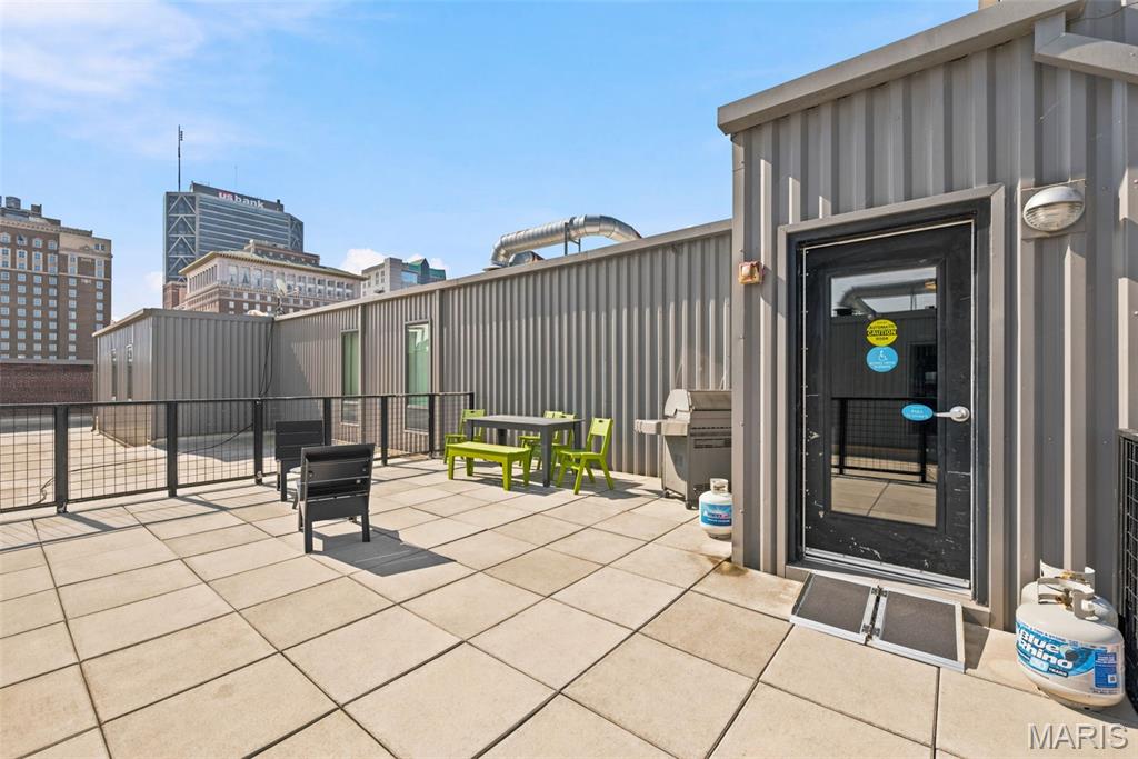 Dorsa Lofts Condo - Residential