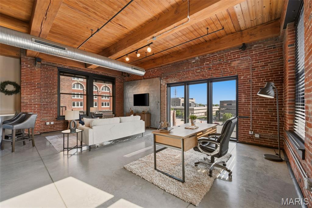 Dorsa Lofts Condo - Residential