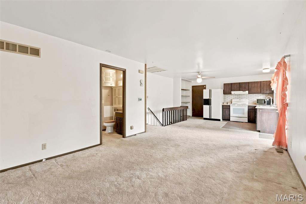 Country Hill Manor Resub - Residential
