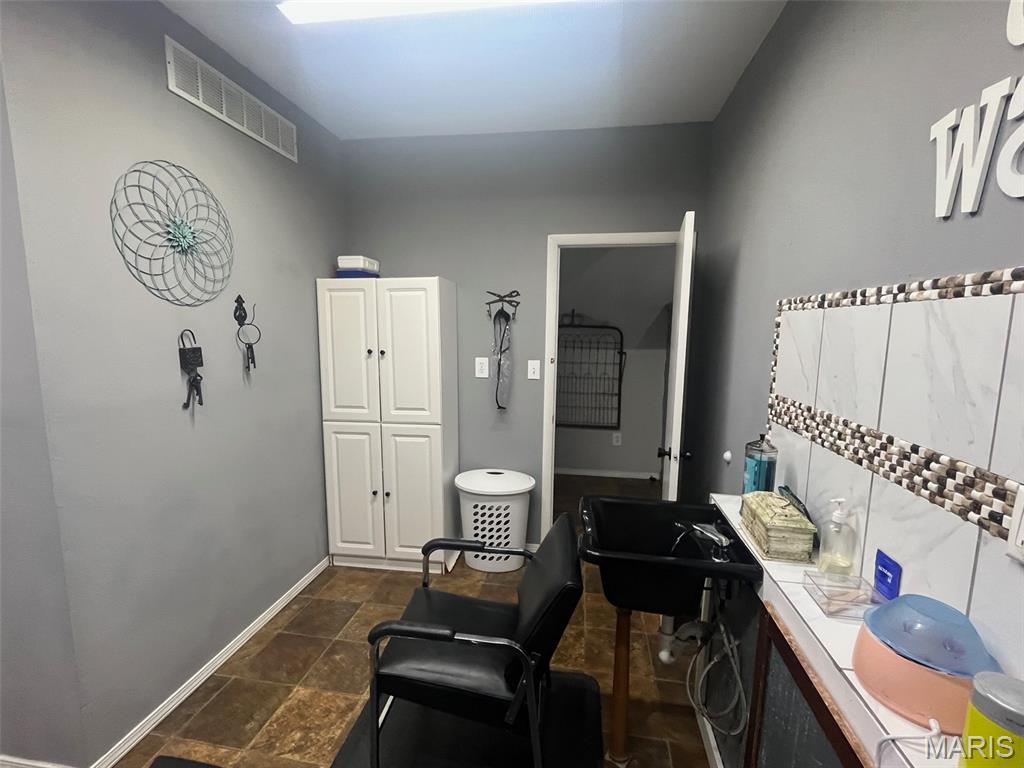 no - Commercial Sale